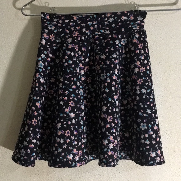Charlotte Russe Dresses & Skirts - Floral skater skirt